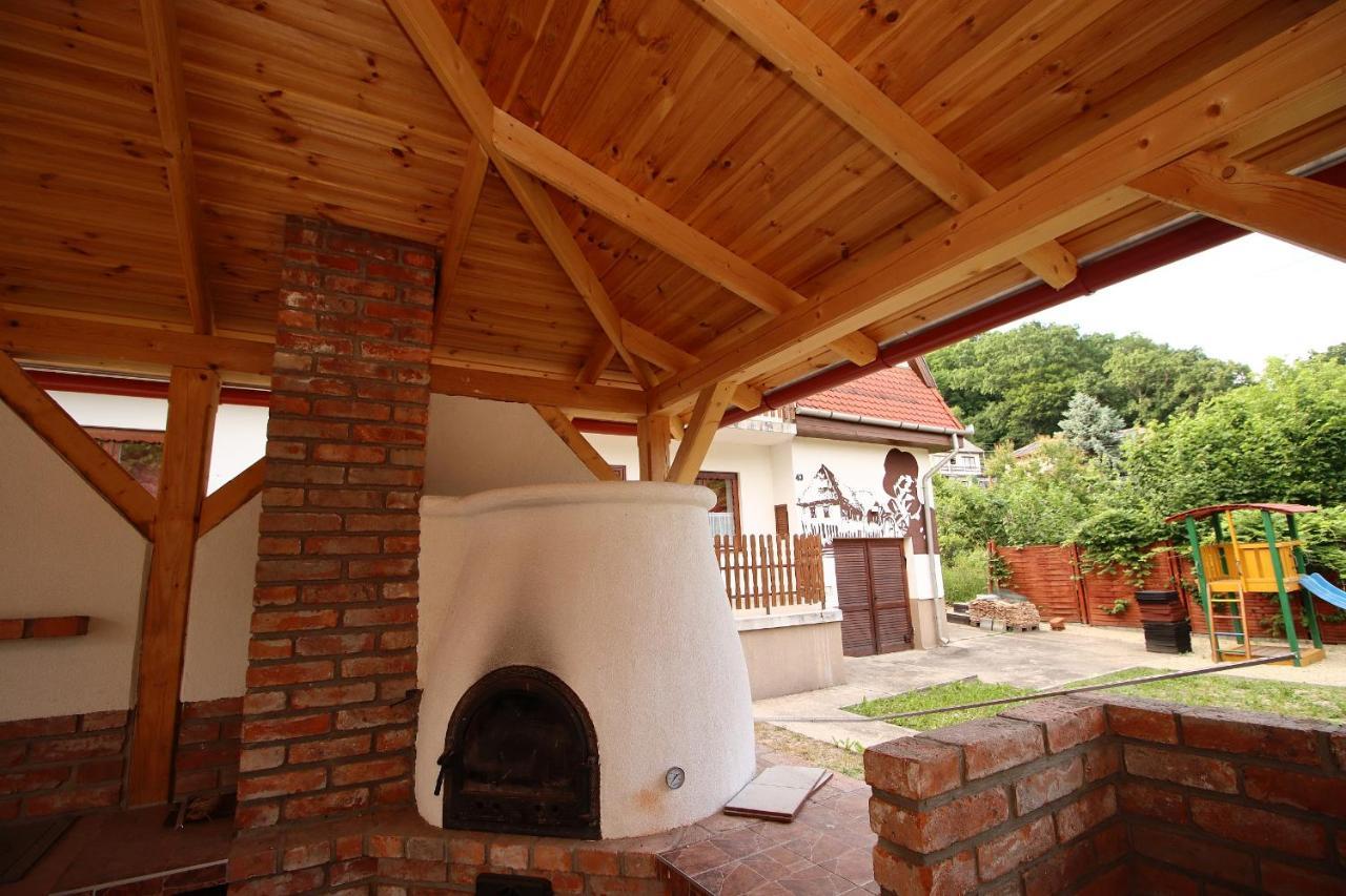 미슈콜츠 Szekely Kuria B&B 외부 사진