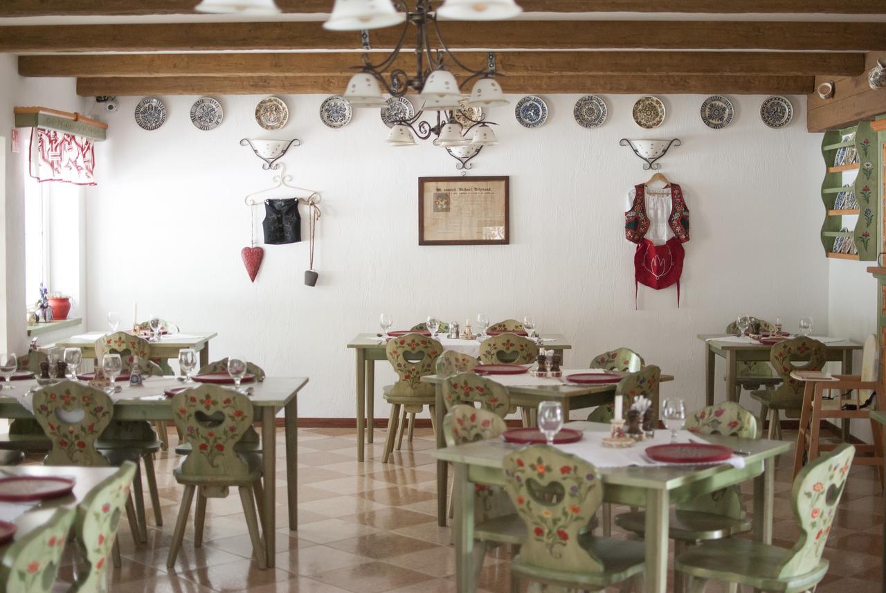 미슈콜츠 Szekely Kuria B&B 외부 사진